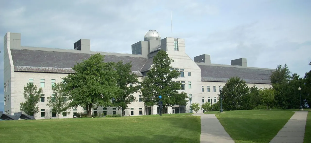 明德学院校园