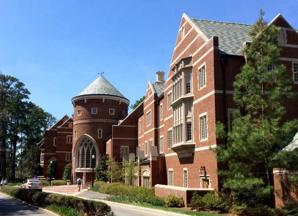 里士满大学校园